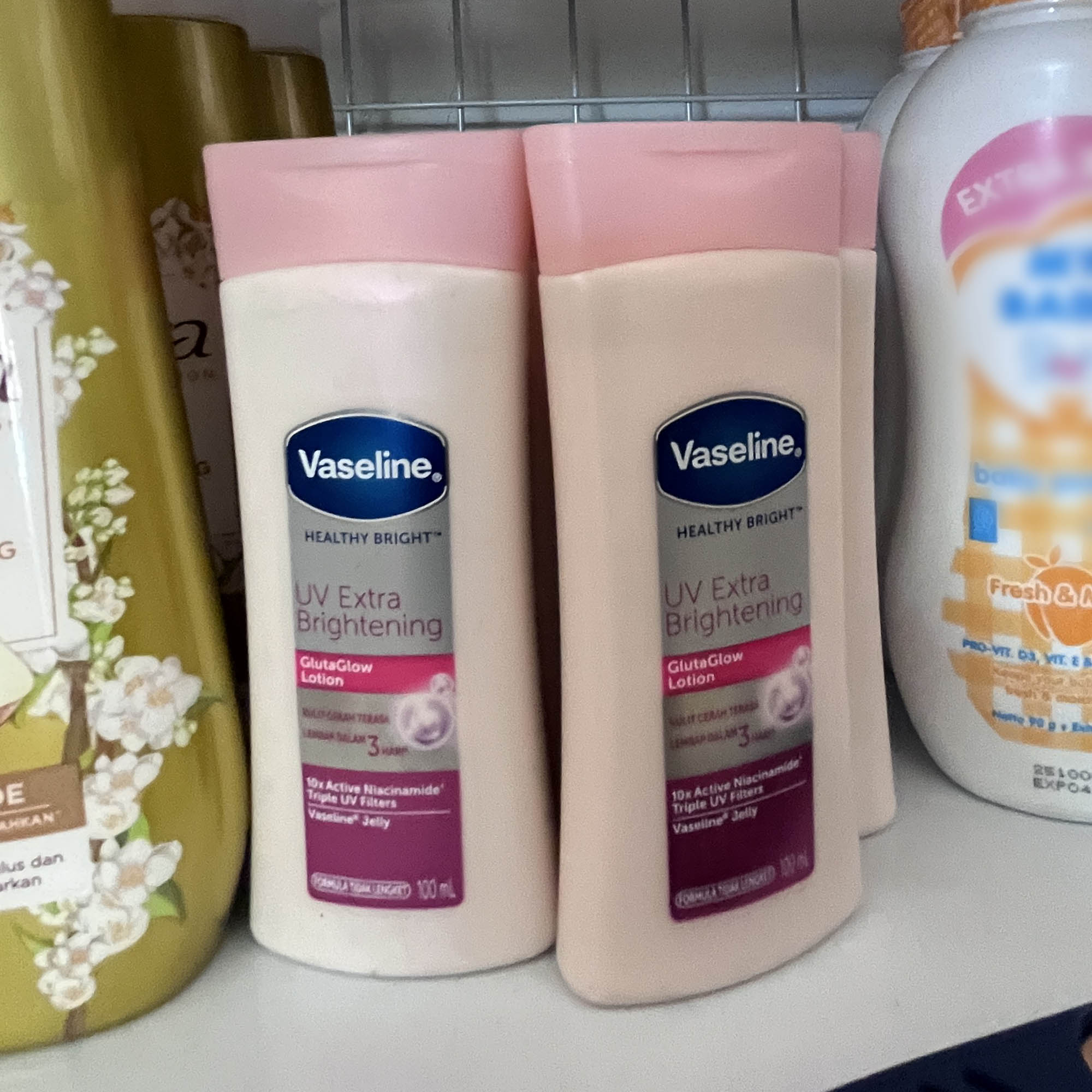 Vaseline Healthy Bright UV Extra Brightening Lotion 100 ml